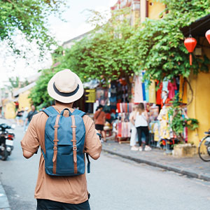 300x300solotravelman